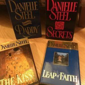 DANIELLE STEEL HARDCOVERS - 4 - LIKE NEW CONDITION